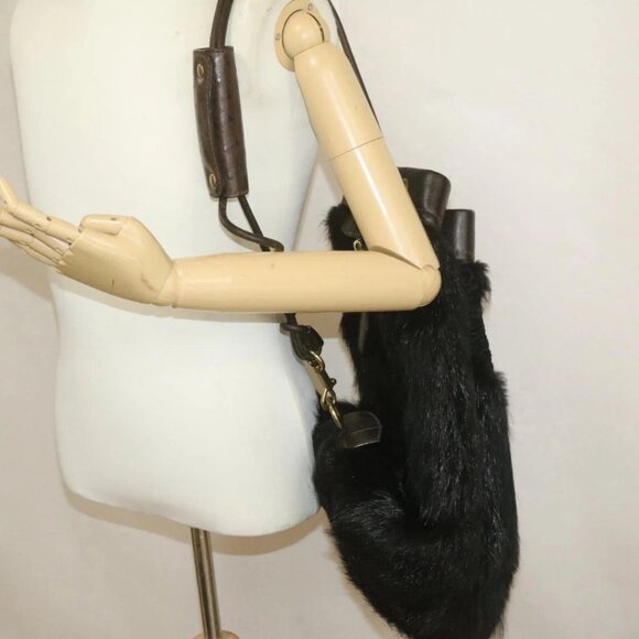 LOUIS VUITTON V line Shoulder Bag fur Black LV Auth th1021 - Picture 1 of 16